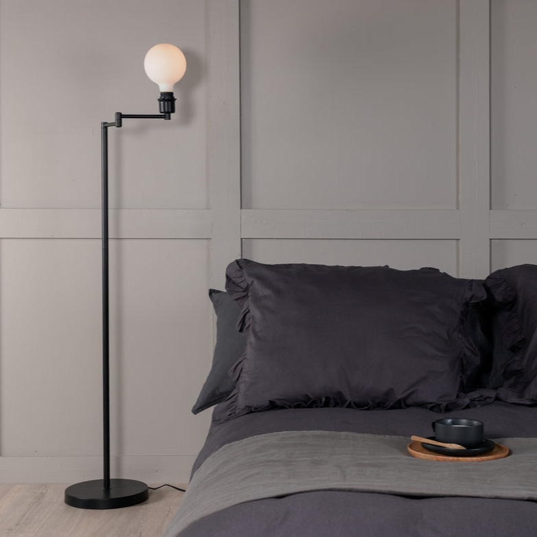 Venture Home - Virro Golvlampa Svart