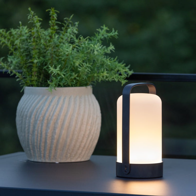 Venture Home - Fern Bordslampa Svart